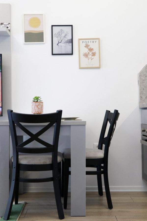 Comfy Studio At 'Mangalem21 Complex' Parking-Wifi-Ac-View Tirana Extérieur photo